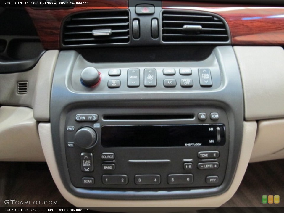 Dark Gray Interior Controls for the 2005 Cadillac DeVille Sedan #66317430