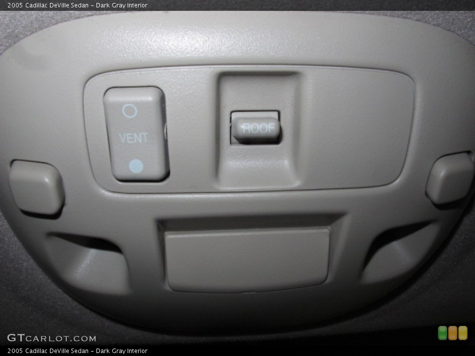 Dark Gray Interior Controls for the 2005 Cadillac DeVille Sedan #66317454
