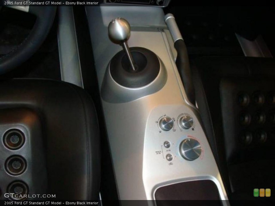 Ebony Black Interior Controls for the 2005 Ford GT  #6631819