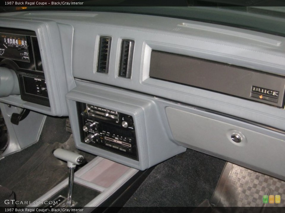 Black/Gray Interior Dashboard for the 1987 Buick Regal Coupe #66330051