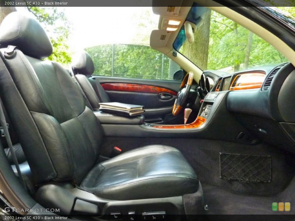 Black Interior Photo for the 2002 Lexus SC 430 #66335976