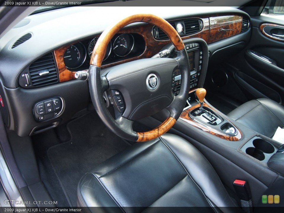 Dove/Granite Interior Photo for the 2009 Jaguar XJ XJ8 L #66336177