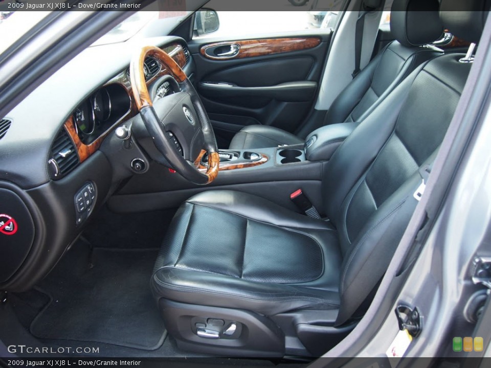 Dove/Granite Interior Photo for the 2009 Jaguar XJ XJ8 L #66336180
