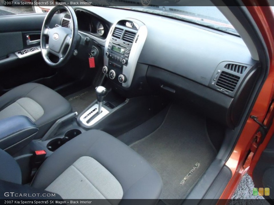 Black Interior Photo for the 2007 Kia Spectra Spectra5 SX Wagon #66340709