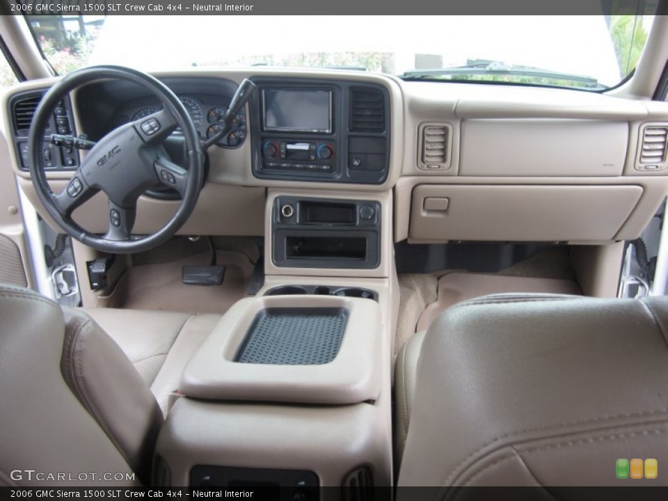 Neutral Interior Dashboard for the 2006 GMC Sierra 1500 SLT Crew Cab 4x4 #66351368