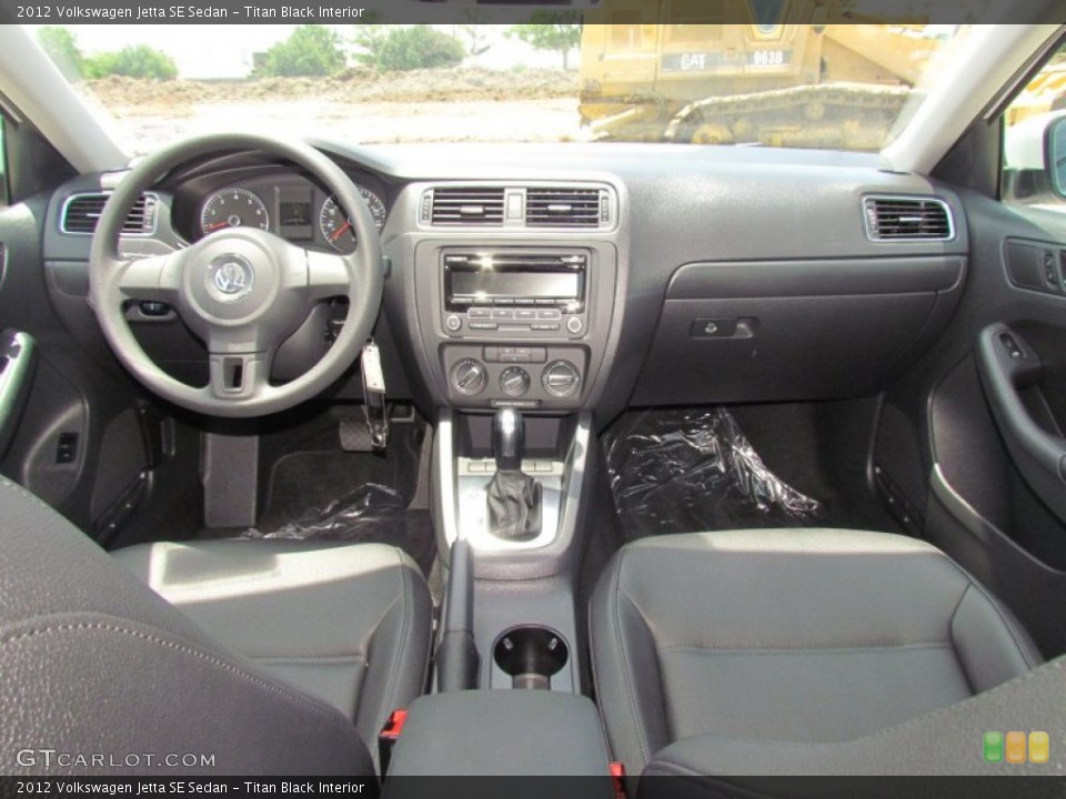 Titan Black Interior Photo for the 2012 Volkswagen Jetta SE Sedan #66359549