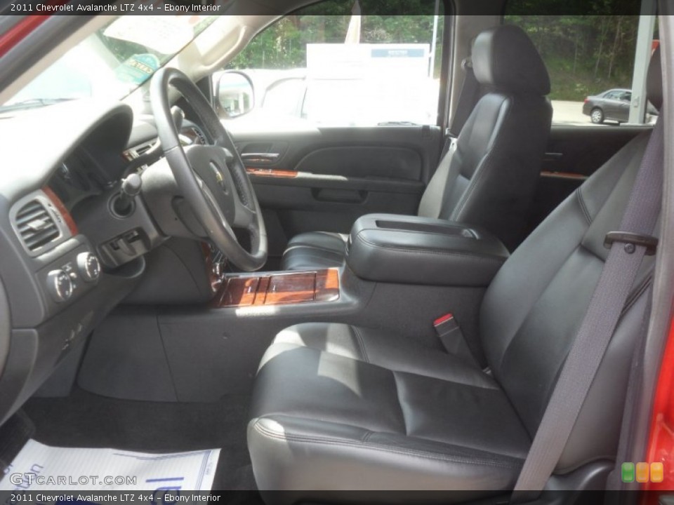 Ebony Interior Photo for the 2011 Chevrolet Avalanche LTZ 4x4 #66360731