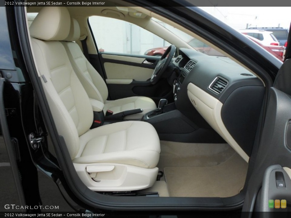 Cornsilk Beige Interior Photo for the 2012 Volkswagen Jetta SE Sedan #66368507