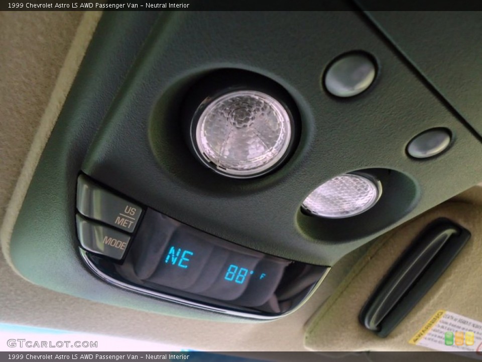 Neutral Interior Controls for the 1999 Chevrolet Astro LS AWD Passenger Van #66385781