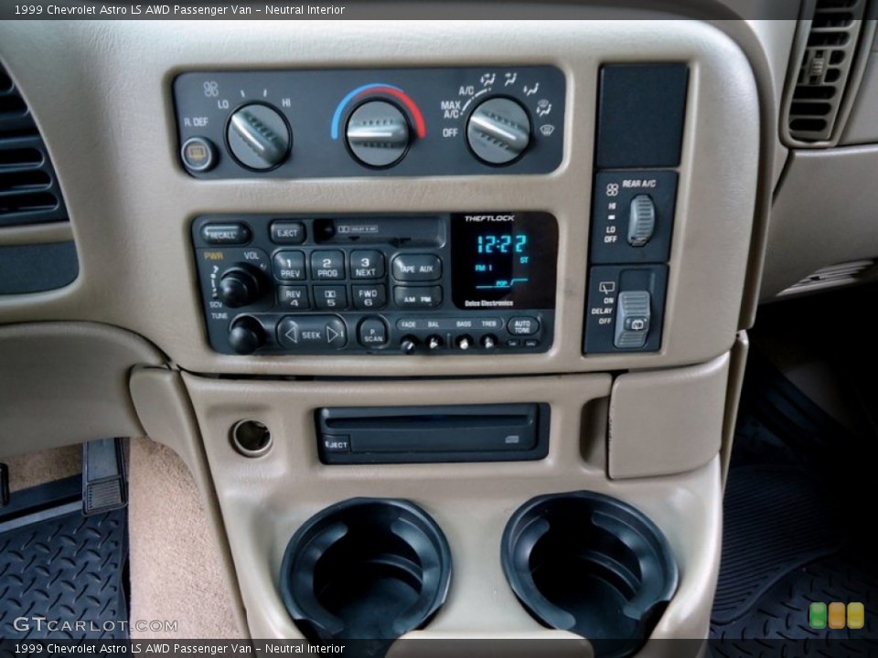 Neutral Interior Controls for the 1999 Chevrolet Astro LS AWD Passenger Van #66385787