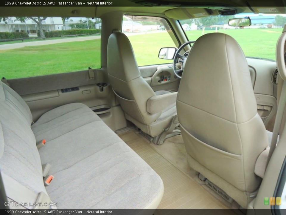 Neutral Interior Photo for the 1999 Chevrolet Astro LS AWD Passenger Van #66386204