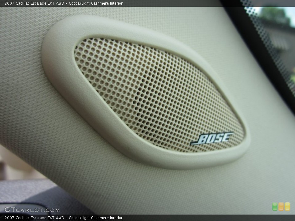 Cocoa/Light Cashmere Interior Audio System for the 2007 Cadillac Escalade EXT AWD #66411466