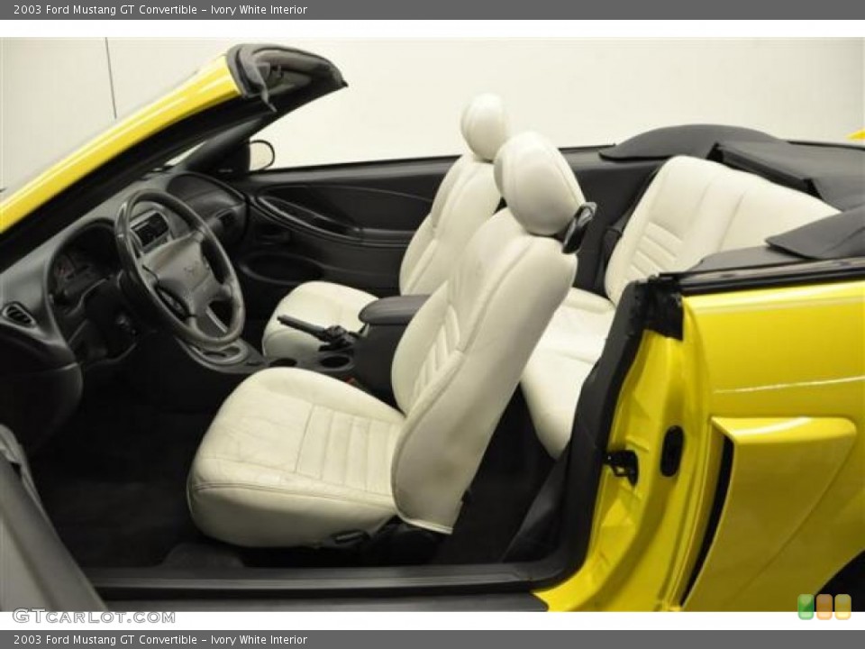 Ivory White Interior Photo for the 2003 Ford Mustang GT Convertible #66415363