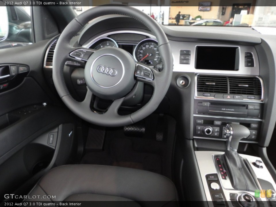 Black Interior Dashboard for the 2012 Audi Q7 3.0 TDI quattro #66435851