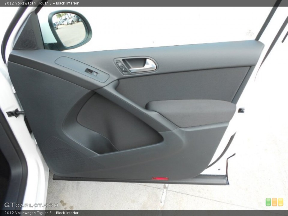 Black Interior Door Panel for the 2012 Volkswagen Tiguan S #66455925