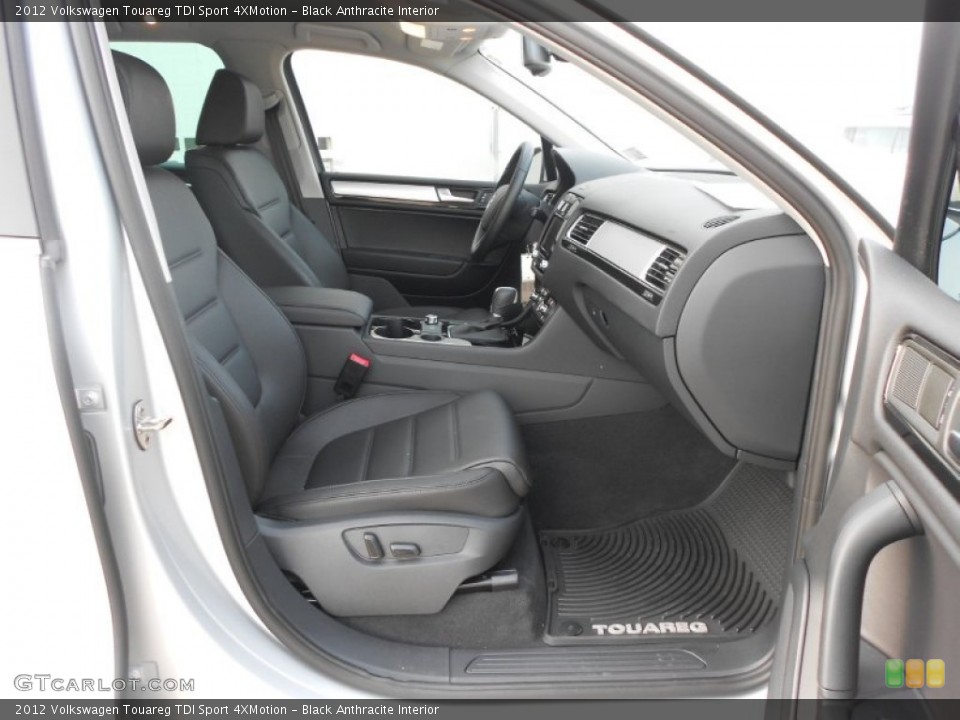 Black Anthracite Interior Photo for the 2012 Volkswagen Touareg TDI Sport 4XMotion #66456960