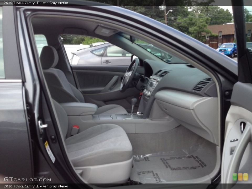 Ash Gray Interior Photo for the 2010 Toyota Camry LE #66458781