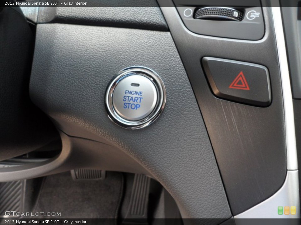 Gray Interior Controls for the 2013 Hyundai Sonata SE 2.0T #66465396