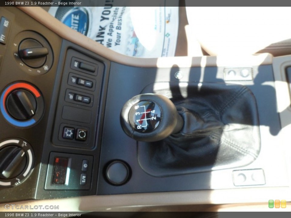 Beige Interior Transmission for the 1998 BMW Z3 1.9 Roadster #66482190