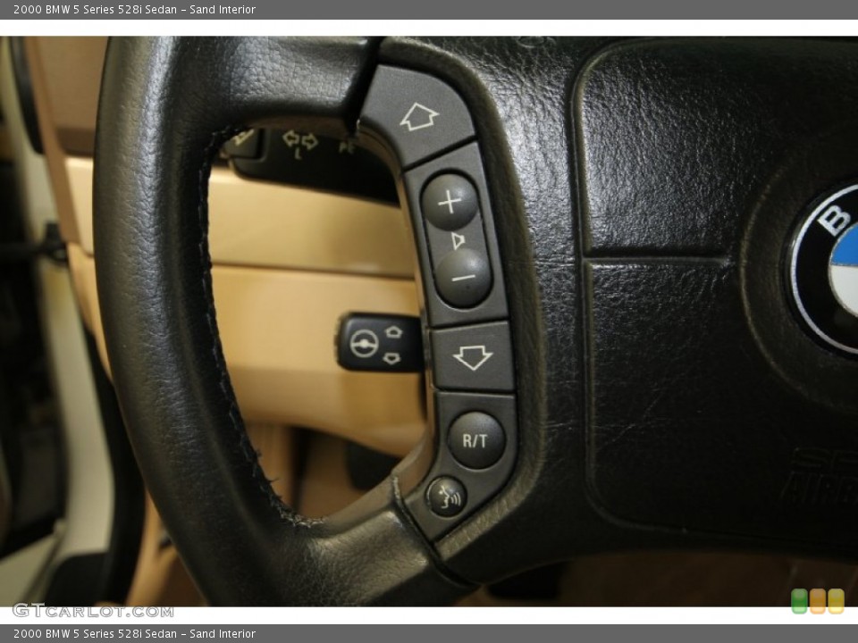 Sand Interior Controls for the 2000 BMW 5 Series 528i Sedan #66502806