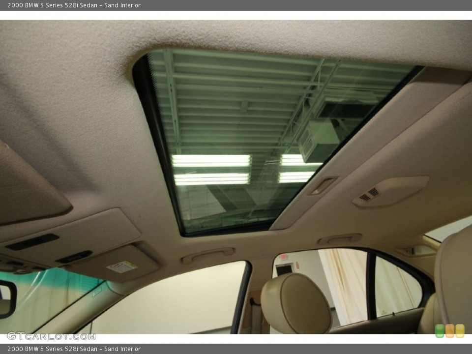 Sand Interior Sunroof for the 2000 BMW 5 Series 528i Sedan #66502926