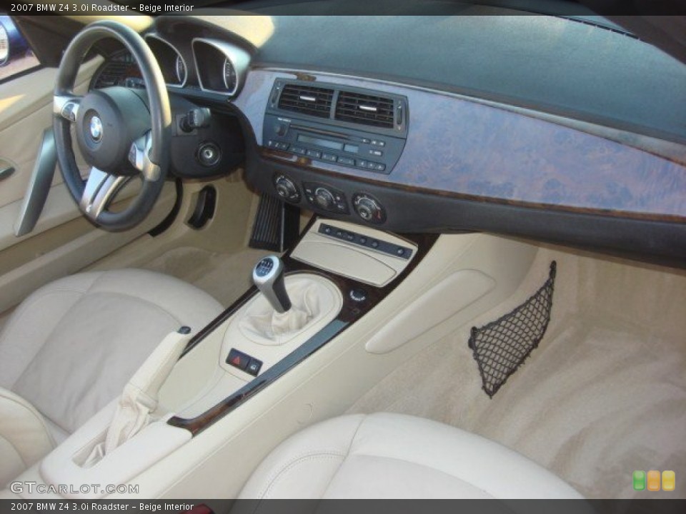 Beige Interior Photo for the 2007 BMW Z4 3.0i Roadster #66519336