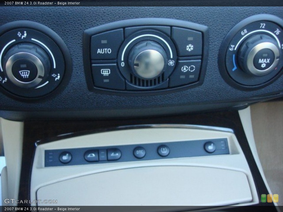 Beige Interior Controls for the 2007 BMW Z4 3.0i Roadster #66519378