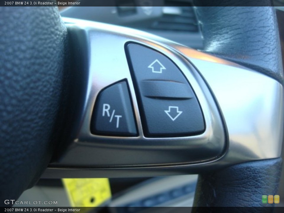 Beige Interior Controls for the 2007 BMW Z4 3.0i Roadster #66519423