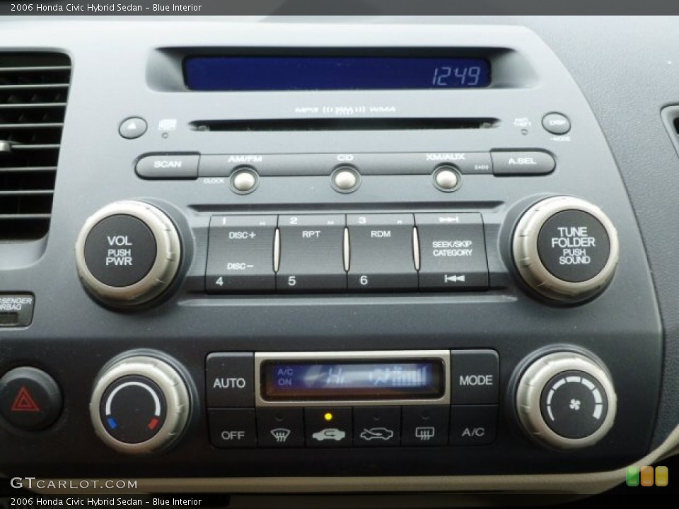 Blue Interior Controls for the 2006 Honda Civic Hybrid Sedan #66525153