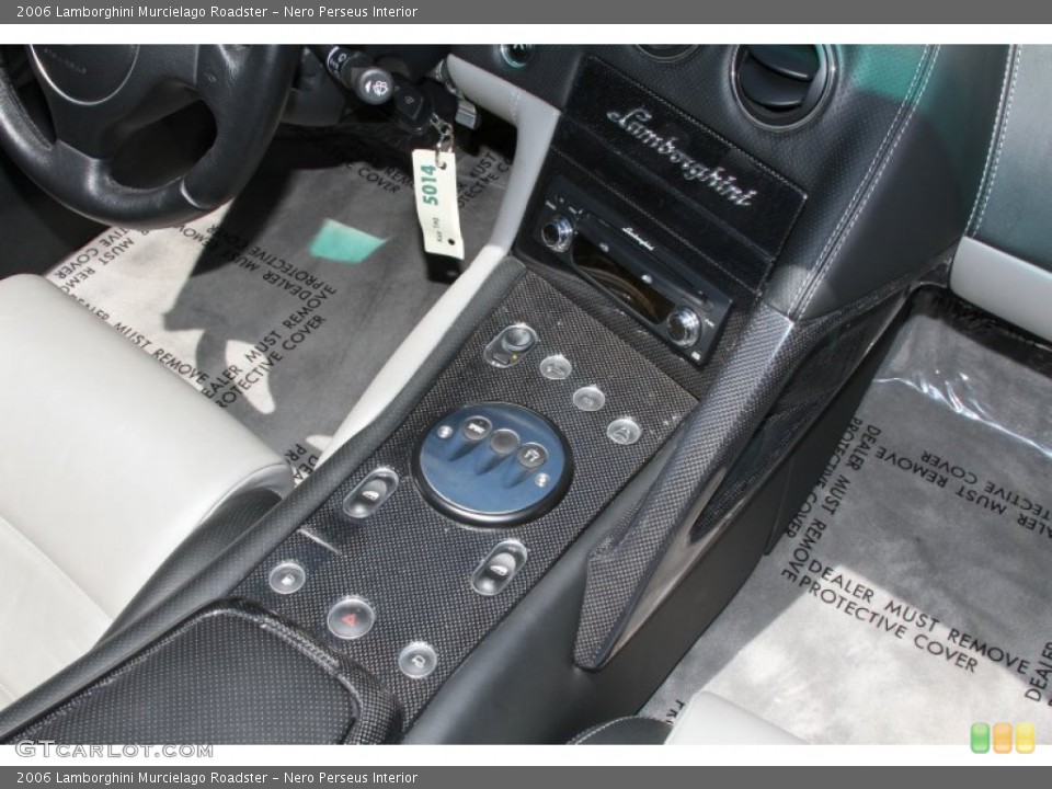 Nero Perseus Interior Controls for the 2006 Lamborghini Murcielago Roadster #66531964