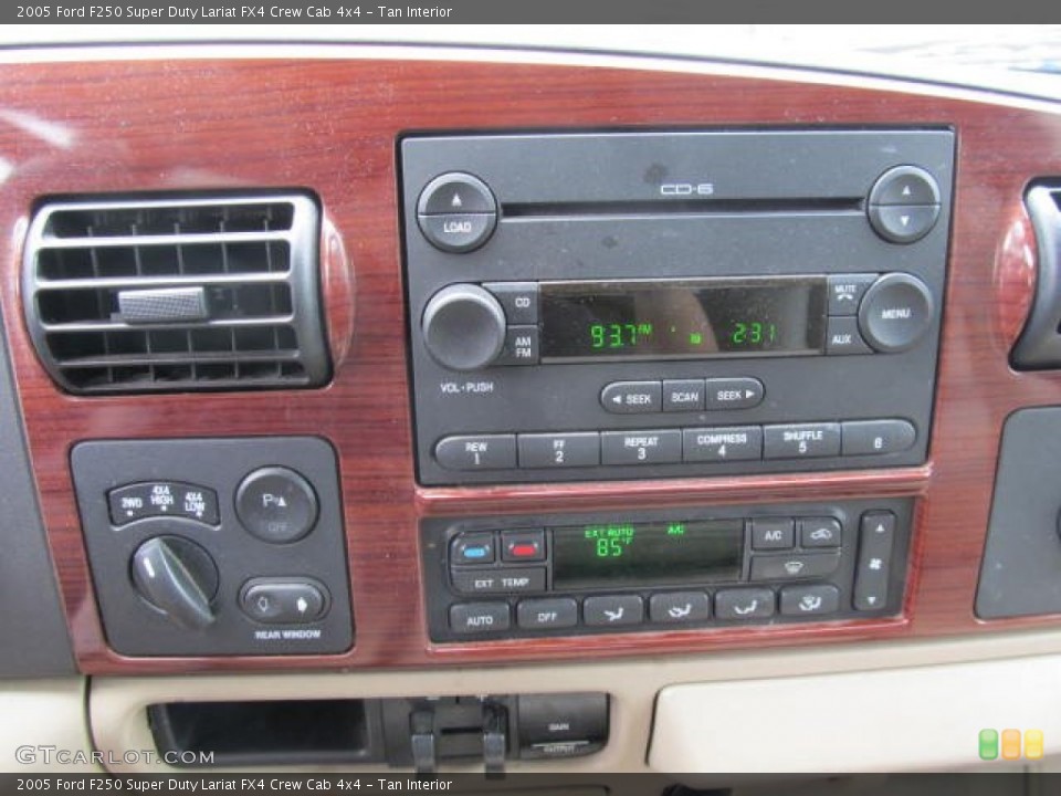 Tan Interior Controls for the 2005 Ford F250 Super Duty Lariat FX4 Crew Cab 4x4 #66535506