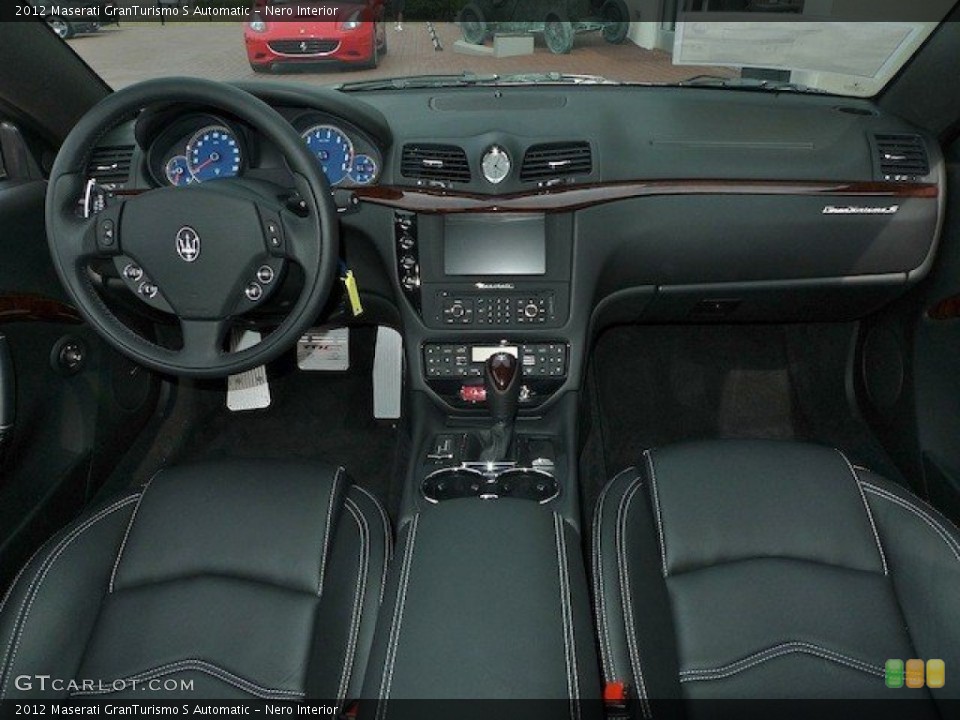 Nero Interior Dashboard for the 2012 Maserati GranTurismo S Automatic #66536622