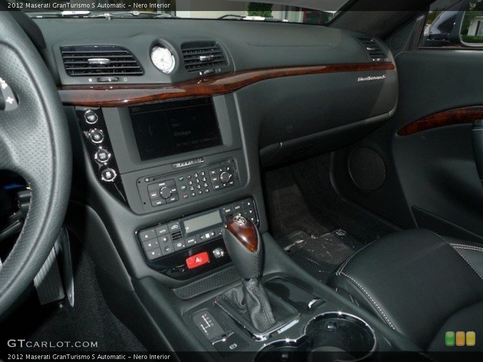 Nero Interior Controls for the 2012 Maserati GranTurismo S Automatic #66536649