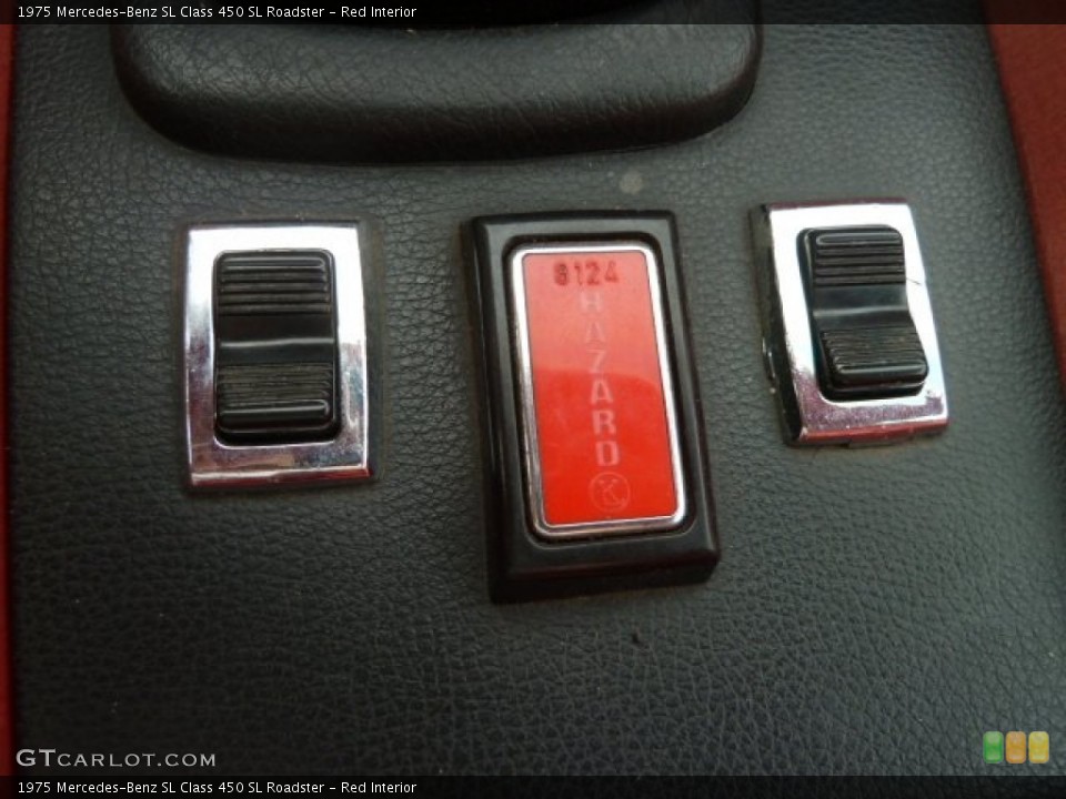 Red Interior Controls for the 1975 Mercedes-Benz SL Class 450 SL Roadster #66542472