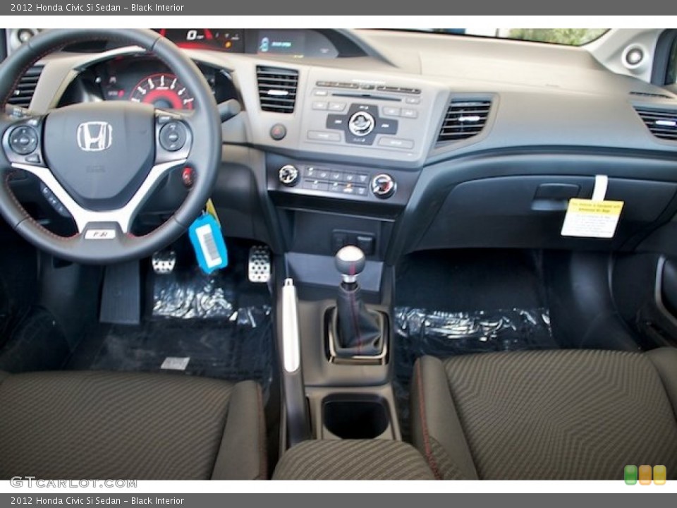 Black Interior Dashboard for the 2012 Honda Civic Si Sedan #66545481