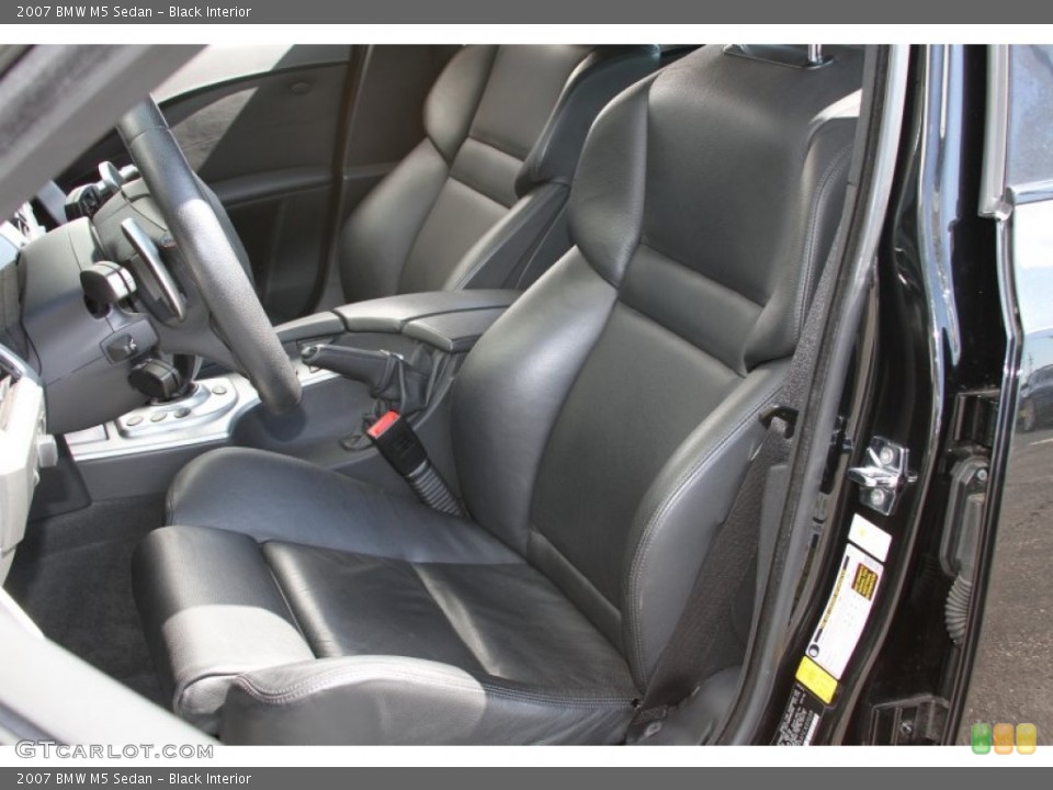 Black Interior Photo for the 2007 BMW M5 Sedan #66553243