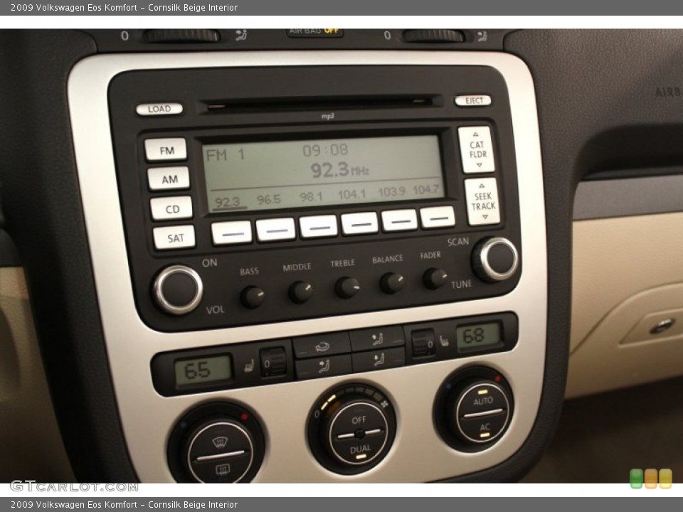 Cornsilk Beige Interior Controls for the 2009 Volkswagen Eos Komfort #66561294