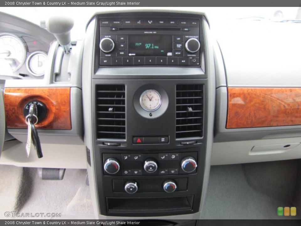 Medium Slate Gray/Light Shale Interior Controls for the 2008 Chrysler Town & Country LX #66563151