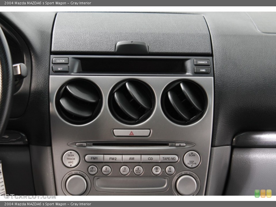 Gray Interior Controls for the 2004 Mazda MAZDA6 s Sport Wagon #66585512