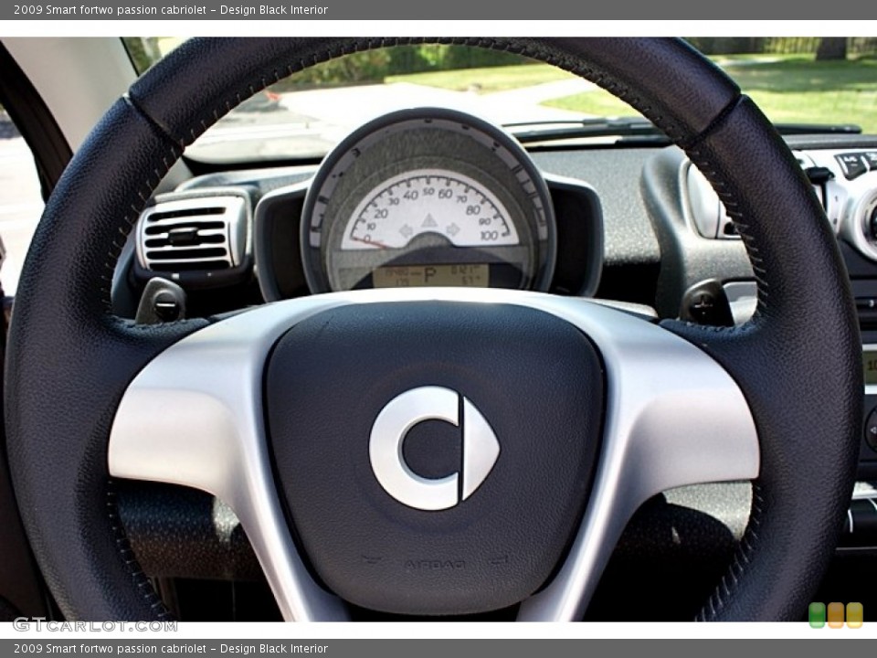 Design Black Interior Steering Wheel for the 2009 Smart fortwo passion cabriolet #66616841