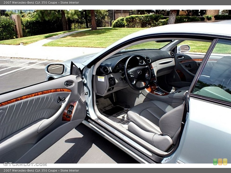 Stone Interior Photo for the 2007 Mercedes-Benz CLK 350 Coupe #66617441