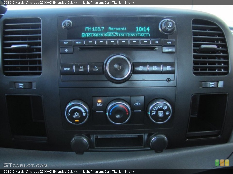 Light Titanium/Dark Titanium Interior Controls for the 2010 Chevrolet Silverado 2500HD Extended Cab 4x4 #66618869