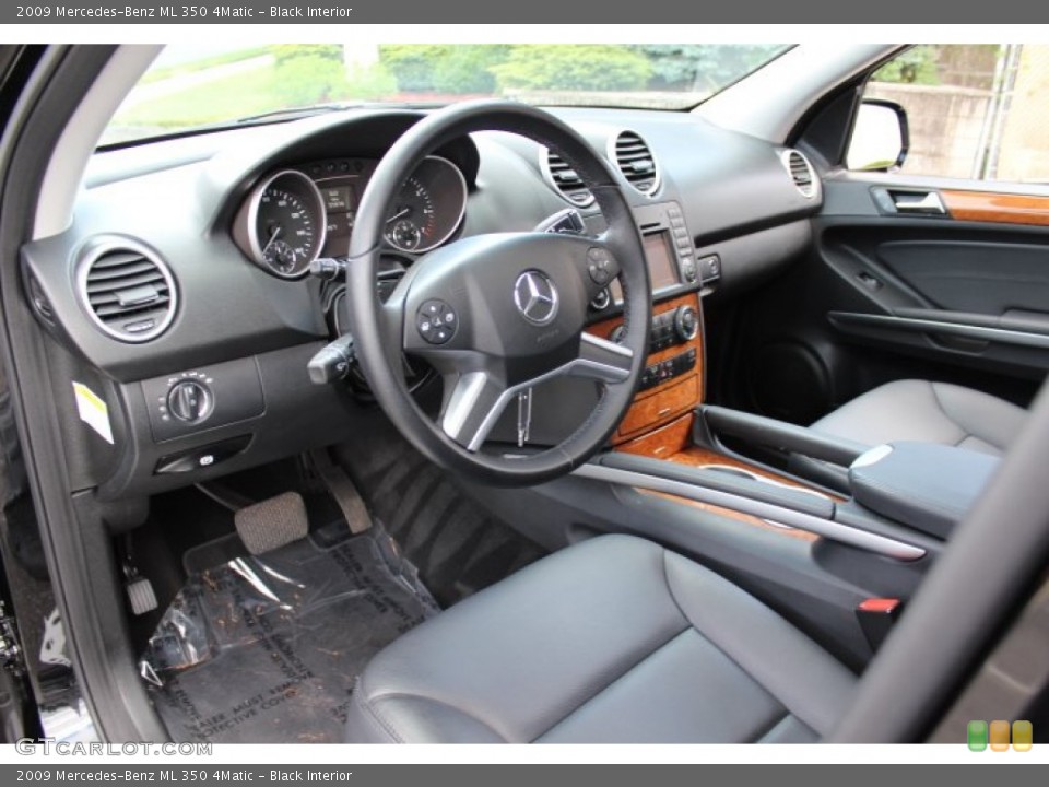 Black Interior Photo for the 2009 Mercedes-Benz ML 350 4Matic #66635878