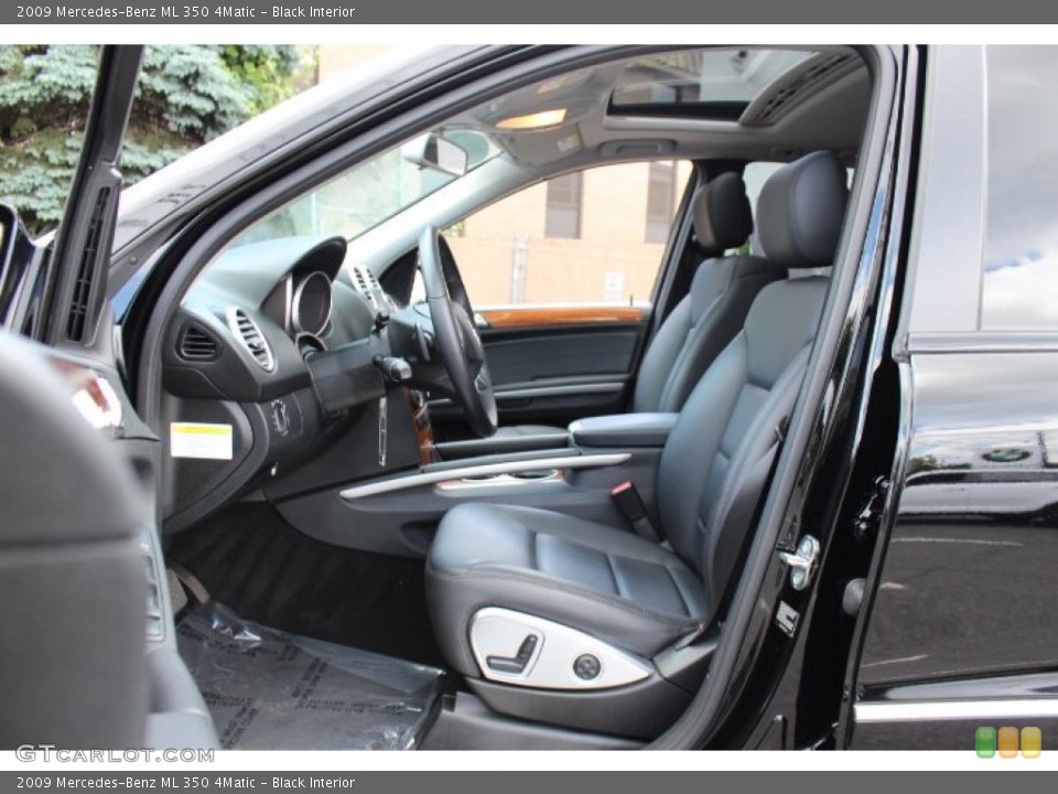 Black Interior Photo for the 2009 Mercedes-Benz ML 350 4Matic #66635887