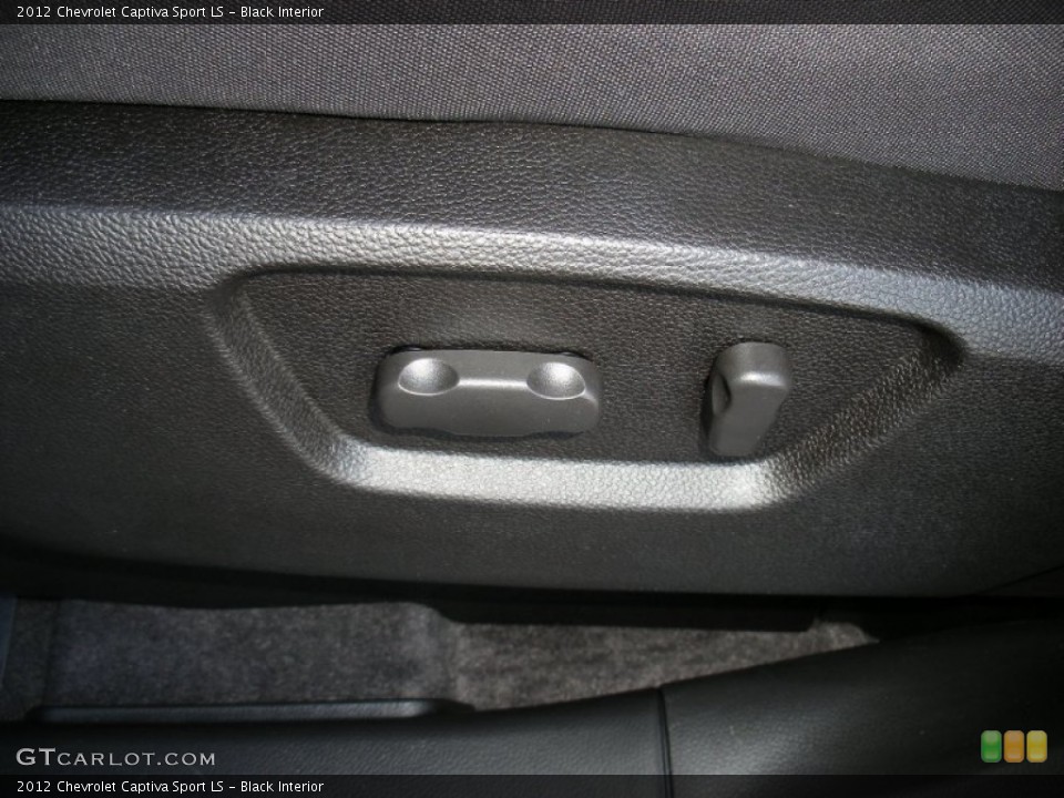 Black Interior Controls for the 2012 Chevrolet Captiva Sport LS #66640226
