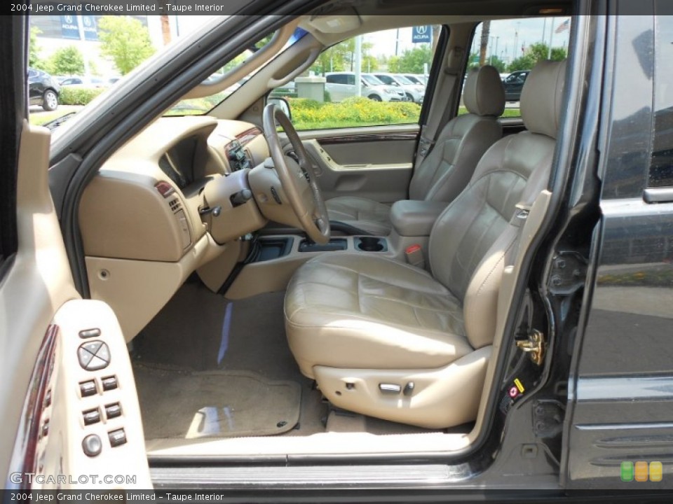 Taupe Interior Photo for the 2004 Jeep Grand Cherokee Limited #66646754