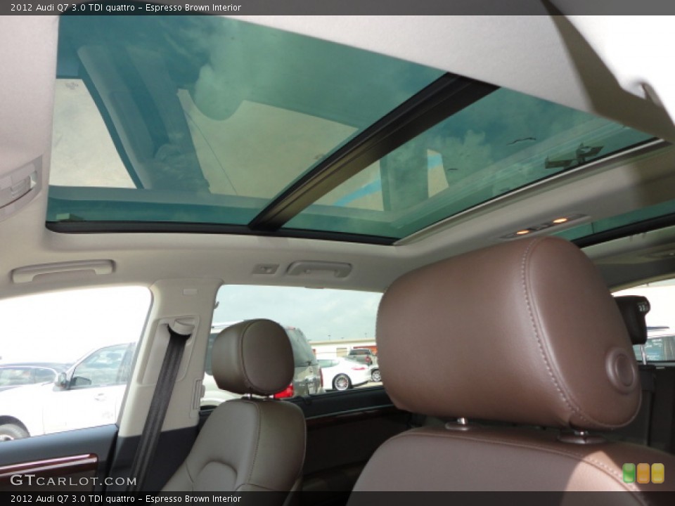 Espresso Brown Interior Sunroof for the 2012 Audi Q7 3.0 TDI quattro #66649070