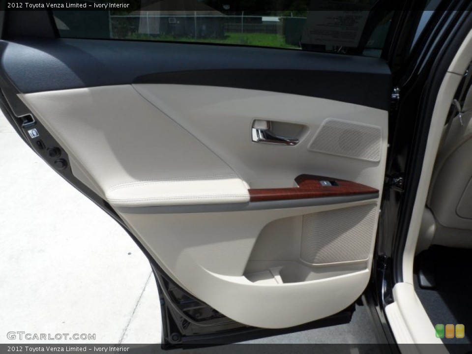 Ivory Interior Door Panel for the 2012 Toyota Venza Limited #66656264