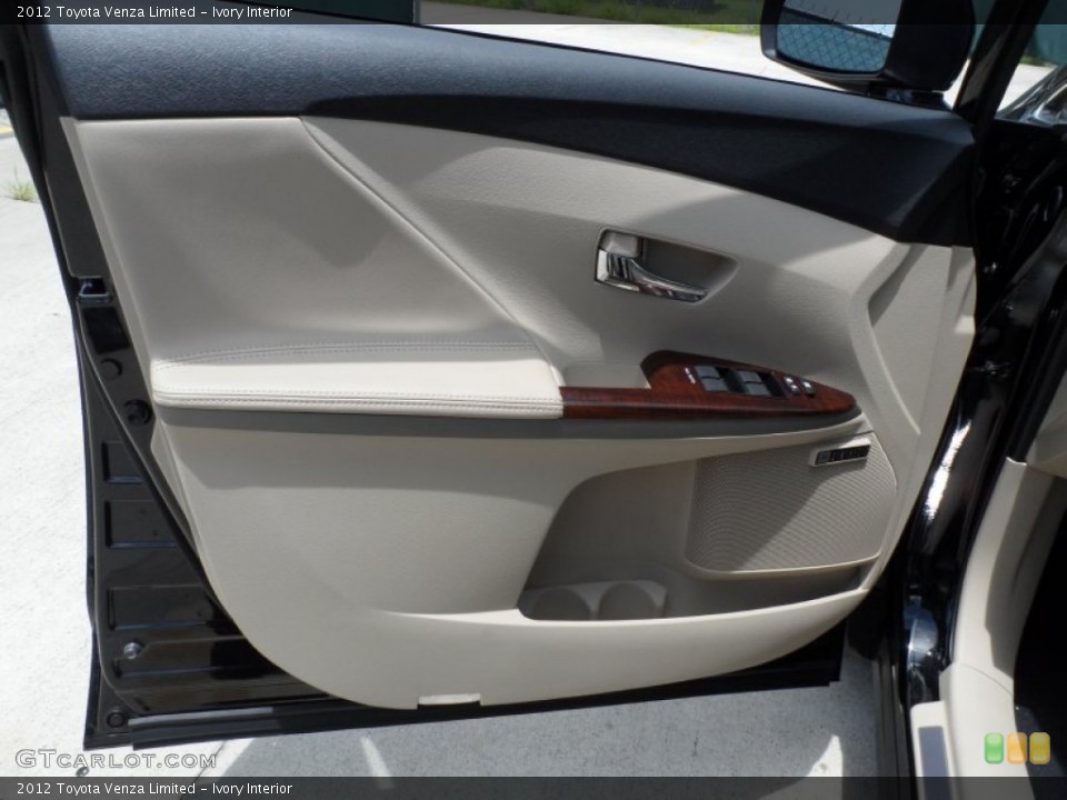Ivory Interior Door Panel for the 2012 Toyota Venza Limited #66656282