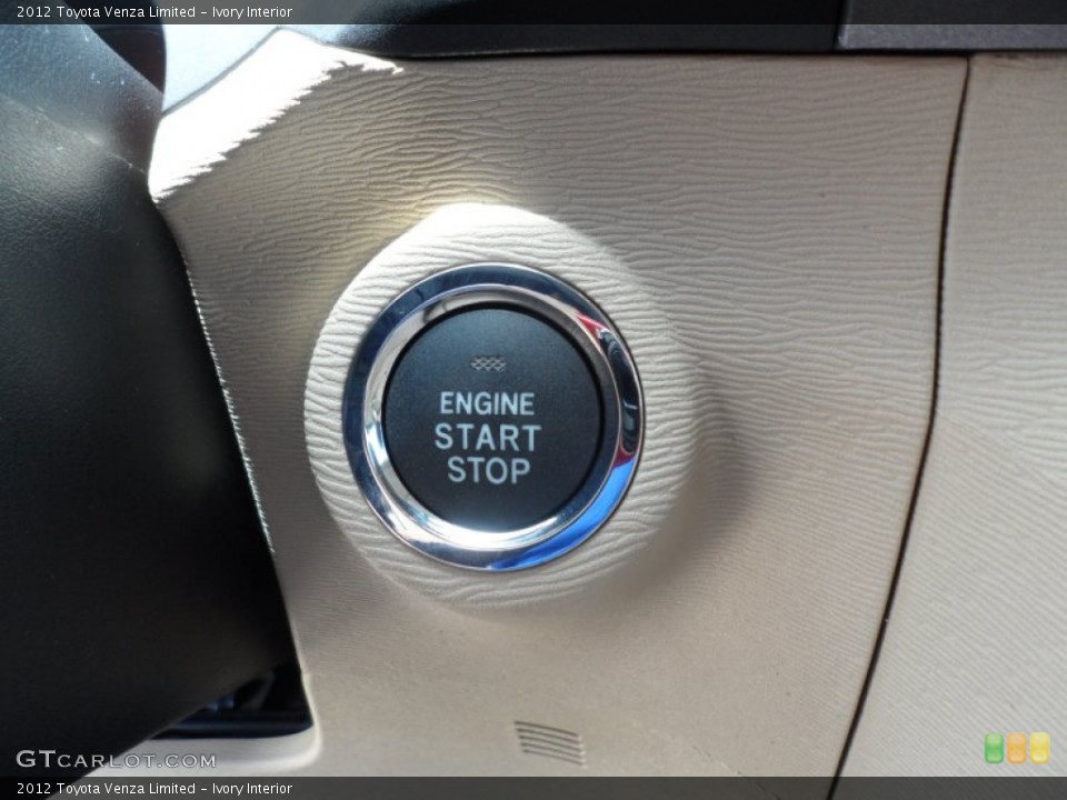 Ivory Interior Controls for the 2012 Toyota Venza Limited #66656363